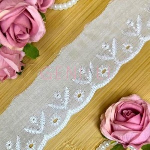 BORDADO 01 BRANCO 5CM CTB143 13,7M